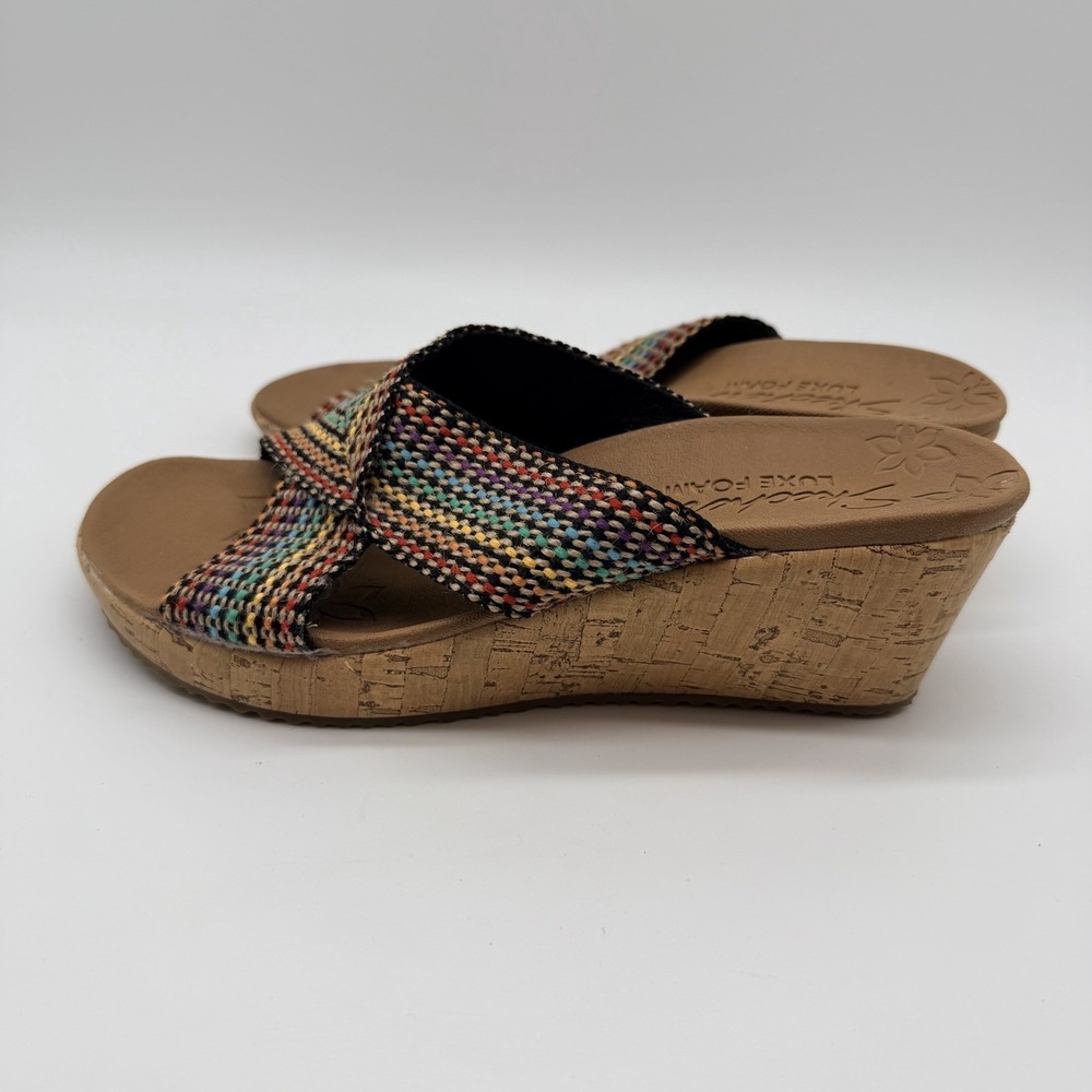Skechers Sandals Women's 8.5 Cork Wedge Luxe Foam Beverlee Delighted Multi Woven